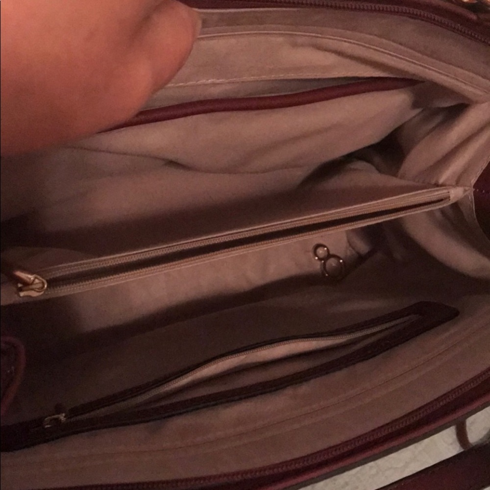 Purse - Picture 2 of 6